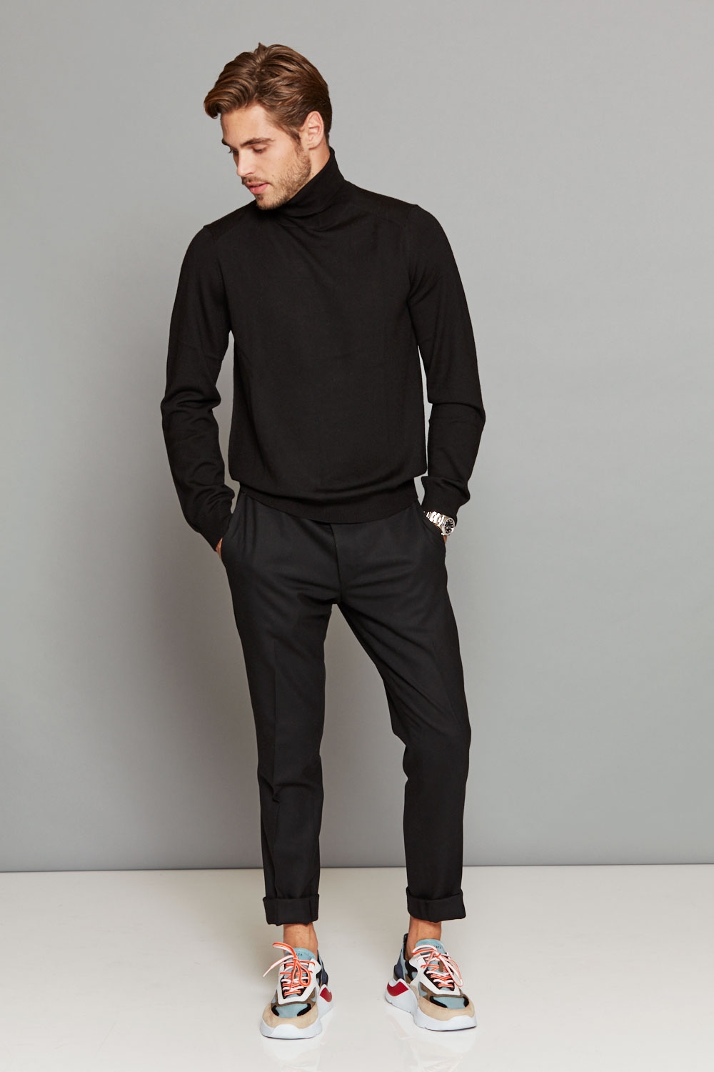 Colle roulé noir discount homme